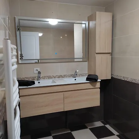 Apartmán Magnifique En Rez De Jardin