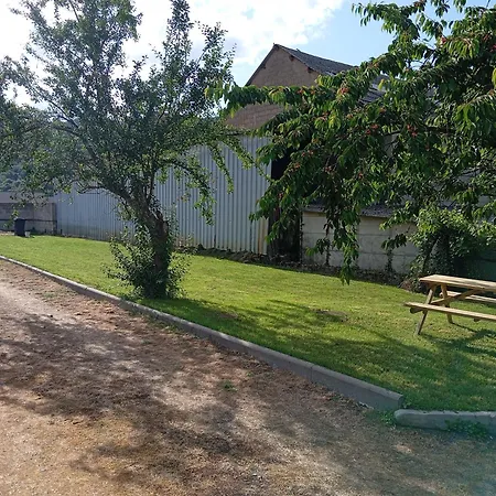 Magnifique En Rez De Jardin Apartmán Joigny-sur-Meuse