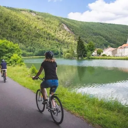 Magnifique En Rez De Jardin Apartmán Joigny-sur-Meuse