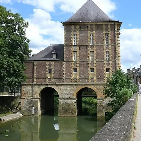Magnifique En Rez De Jardin Apartmán Joigny-sur-Meuse